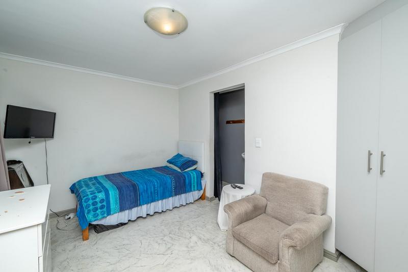 4 Bedroom Property for Sale in Viking Village Western Cape